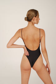 Iman One Piece in Black